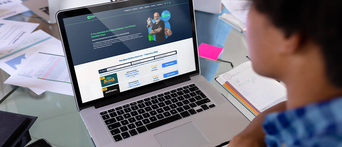 why read casino reviews-- lap top image